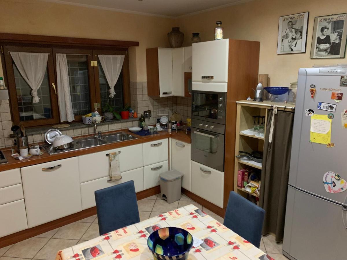 Elena House Privatunterkunft *