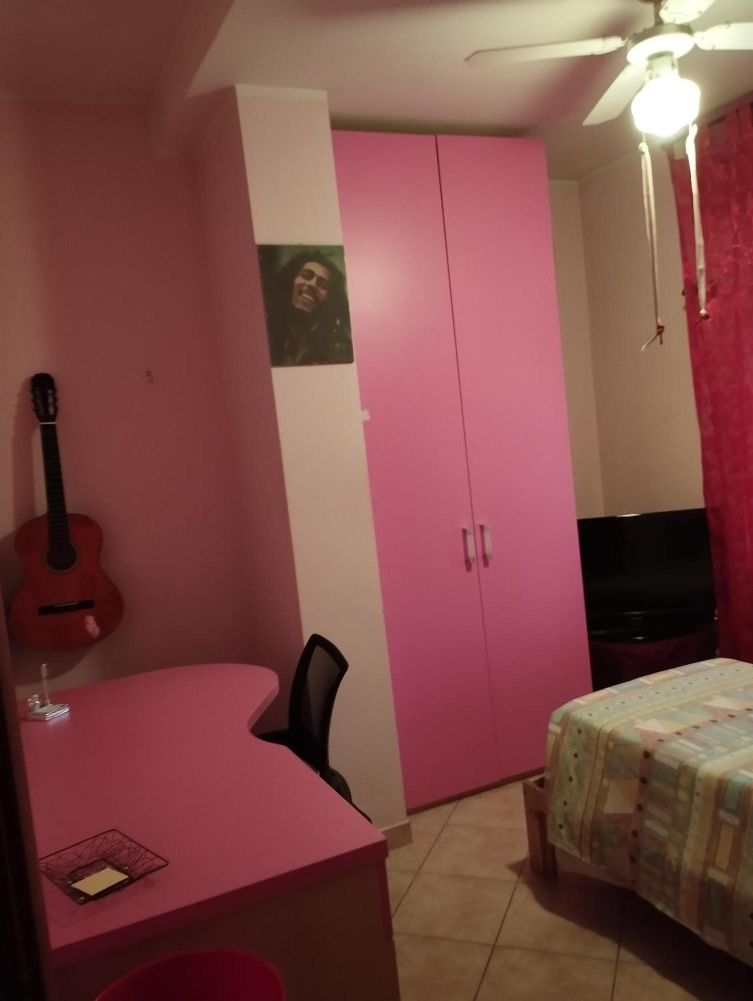 Elena House Rom