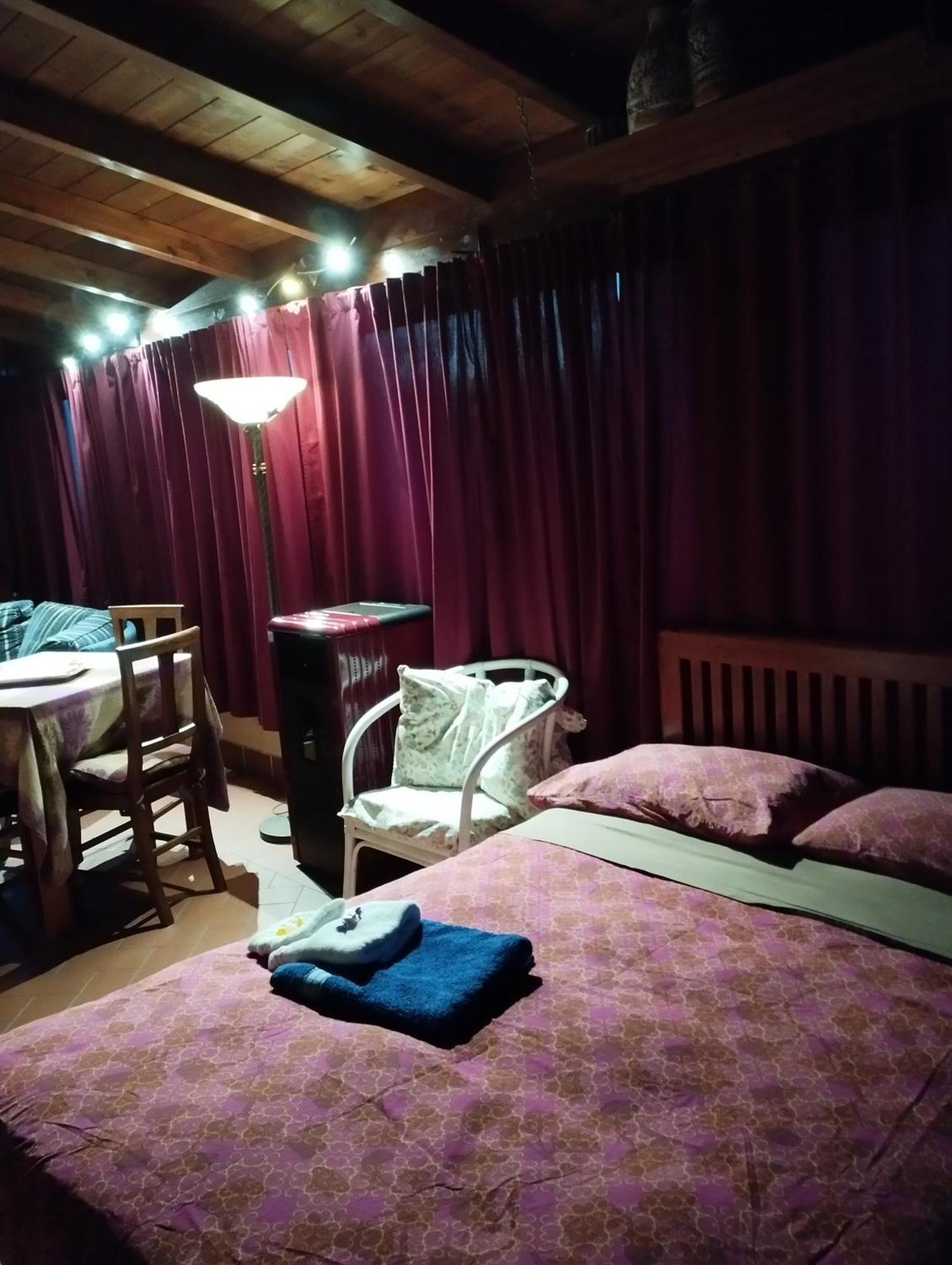 Elena House Privatunterkunft *